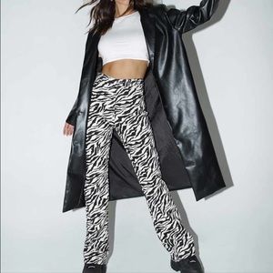 Motel Rocks “Zoven Trouser” in 90s Zebra Black and White